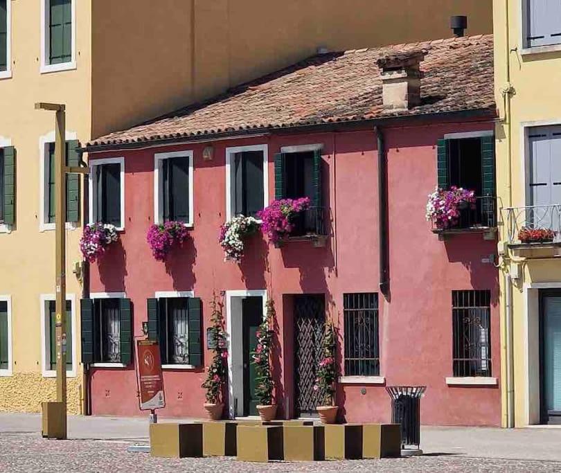 Storico Alloggio Fronte Piazza In Borgo Portello Padua Exterior foto