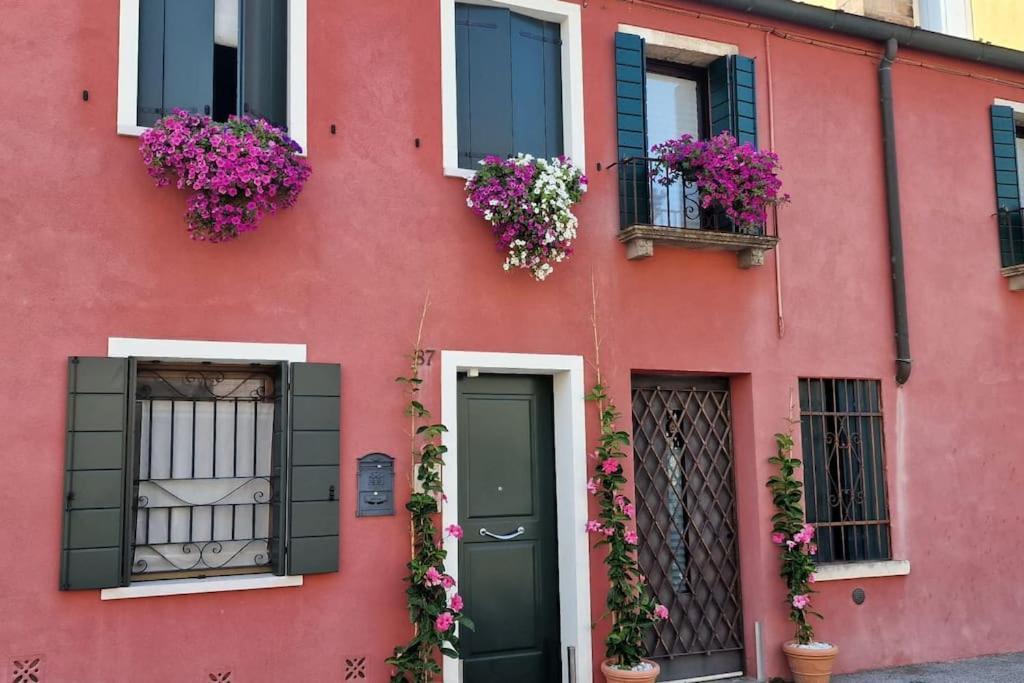 Storico Alloggio Fronte Piazza In Borgo Portello Padua Exterior foto